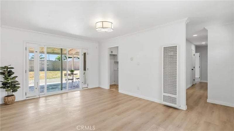 17012 E Benwood