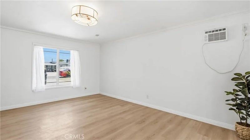 17012 E Benwood