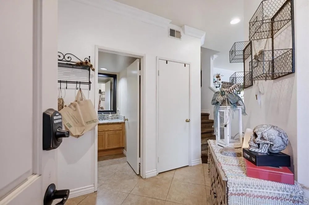 2194 Lago Ventana