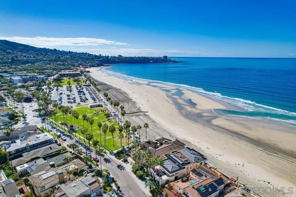 Photo of 2600 Torrey Pines Road #A32, La Jolla, CA 92037 (MLS # 260023547)