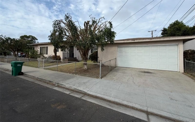 2901 Webster