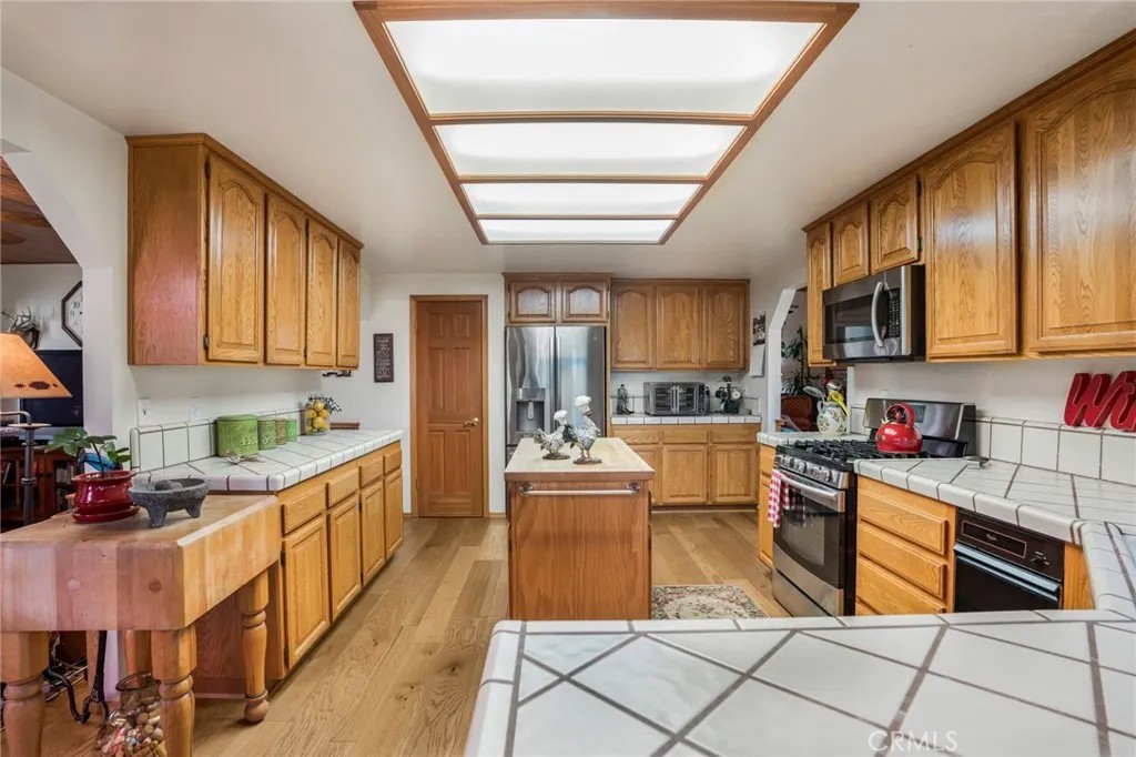 615 San Benito