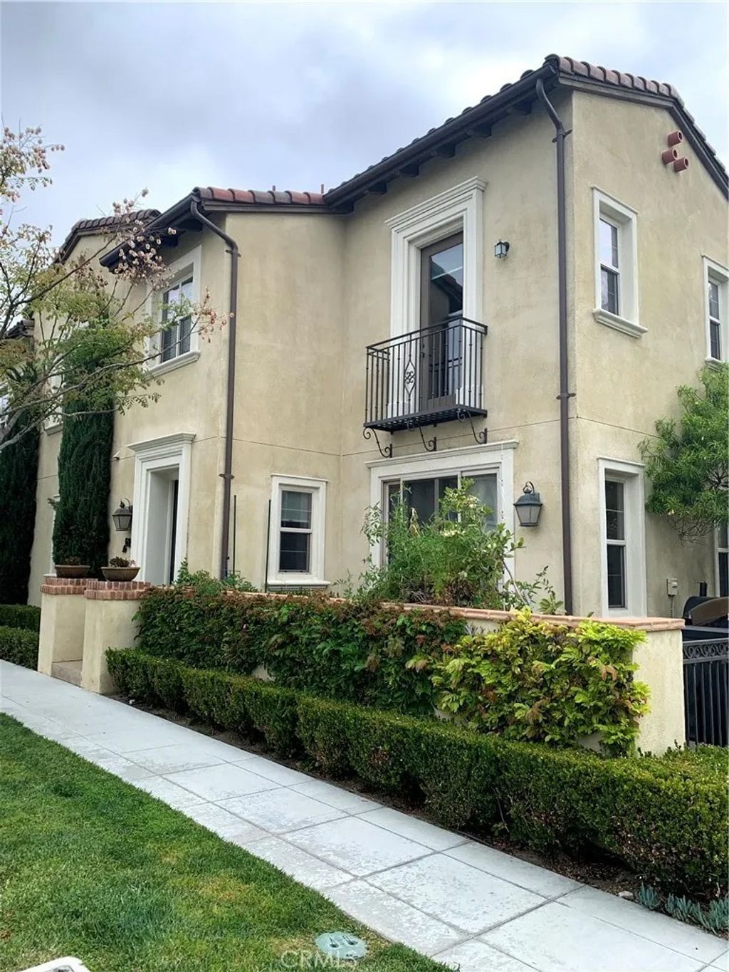 Photo of 684 S Casita Street, Anaheim, CA 92805 (MLS # OC25280119)