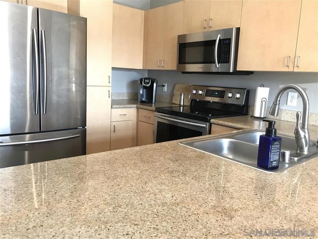 1501 Front St 326