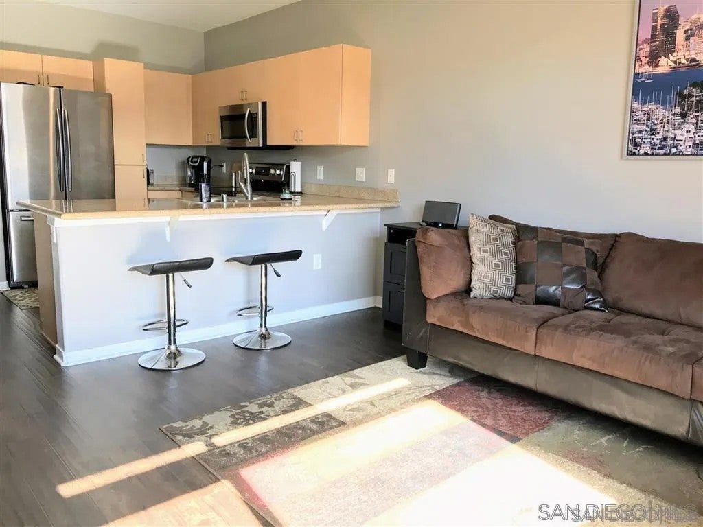 1501 Front St 326