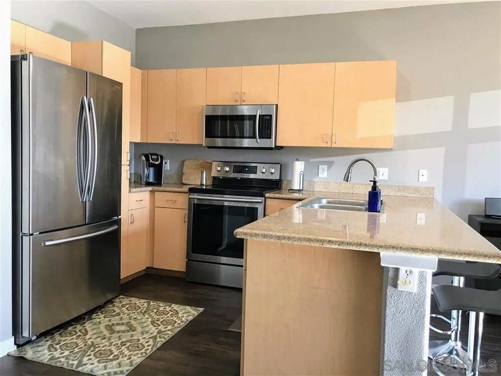 1501 Front St 326