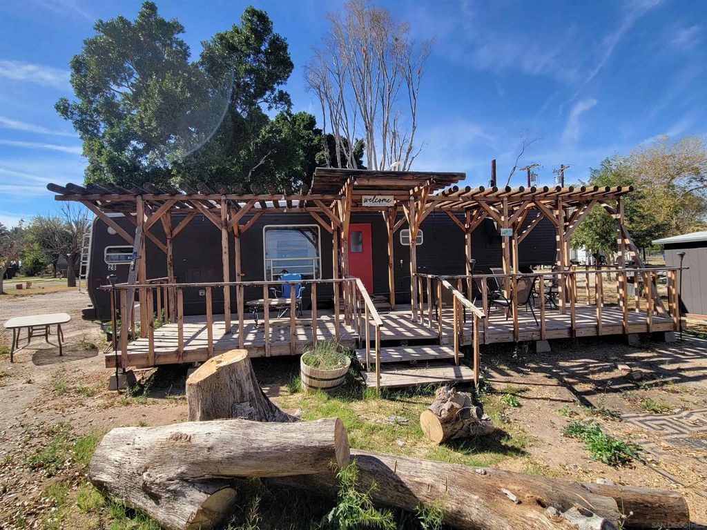 Photo of 1425-1429 York Dr, Winterhaven, CA 92283 (MLS # 260004006)