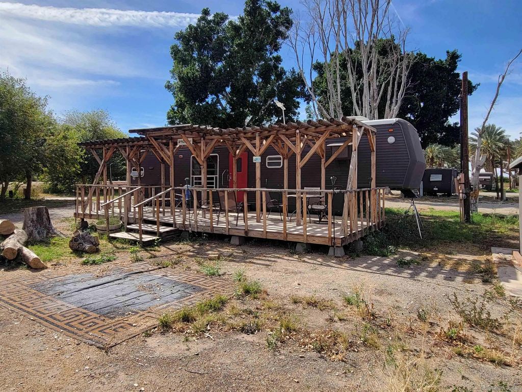 Photo of 1425-1429 York Dr, Winterhaven, CA 92283 (MLS # 260004006)