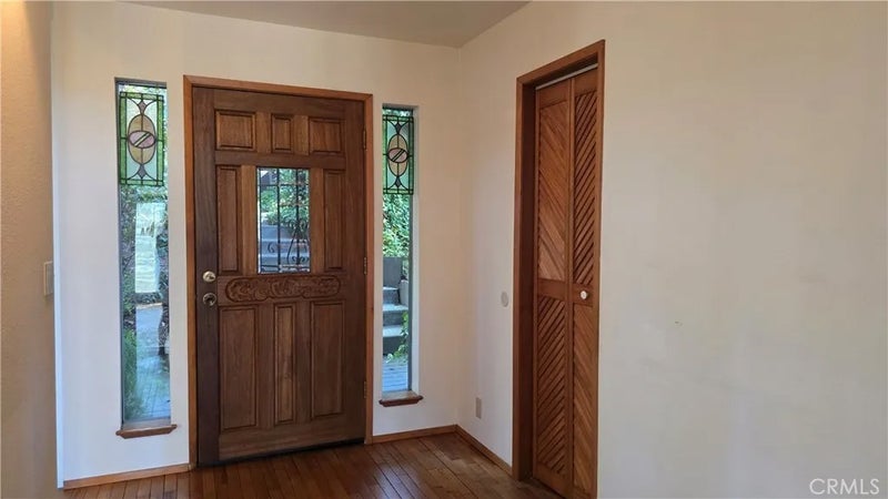 14243 Wycliff