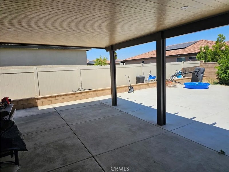 9439 Jurupa