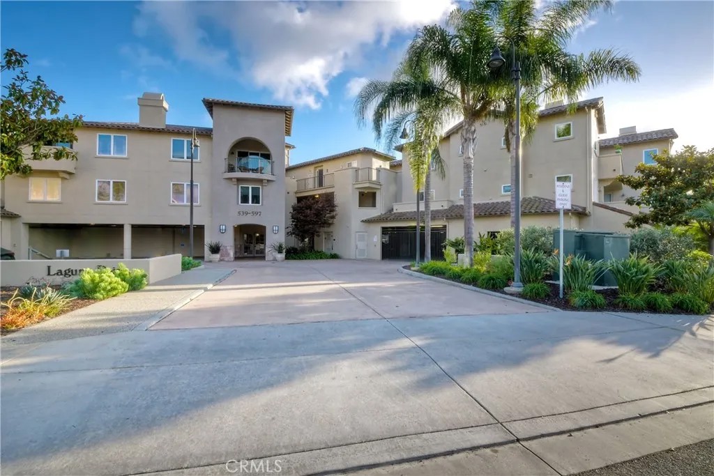 543 LAGUNA Drive