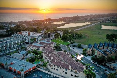 543 LAGUNA Drive Carlsbad CA 92008