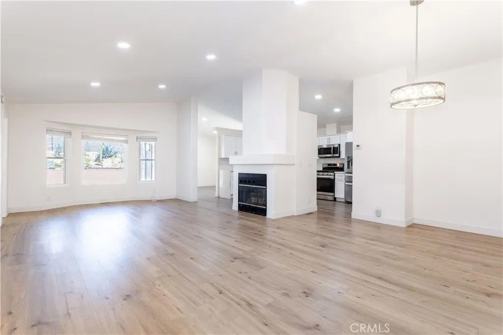 Photo of 20049 Canyon View, Canyon Country, CA 91351 (MLS # SR26075010)