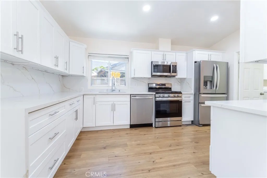 20049 Canyon View