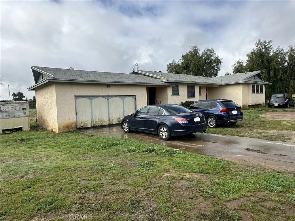 Photo of 27890 Greenwald Avenue, Perris, CA 92570 (MLS # OC25093568)