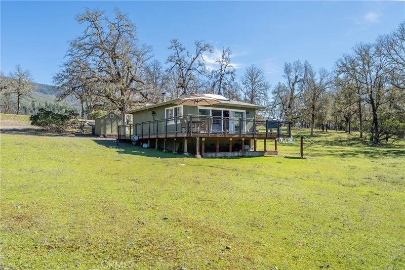 30429 Ridgewood Drive