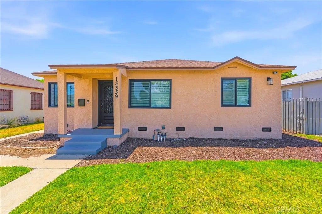 13339 Crocker