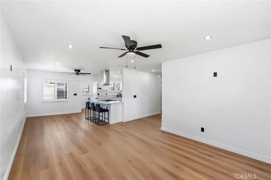 13339 Crocker