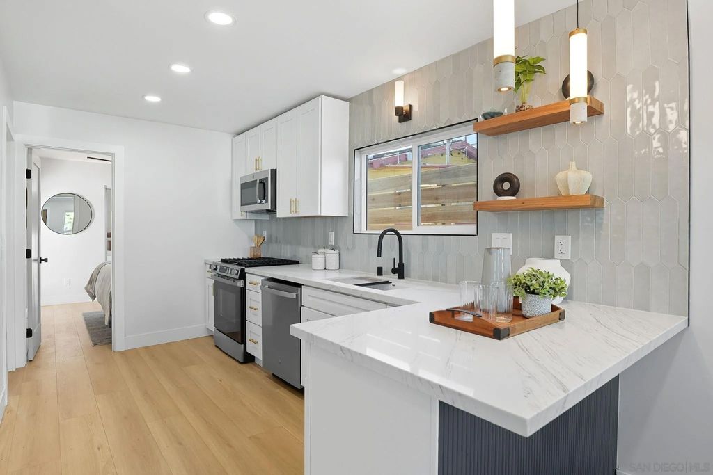 Photo of 3621 Collier Ave, San Diego, CA 92116 (MLS # 250045274)