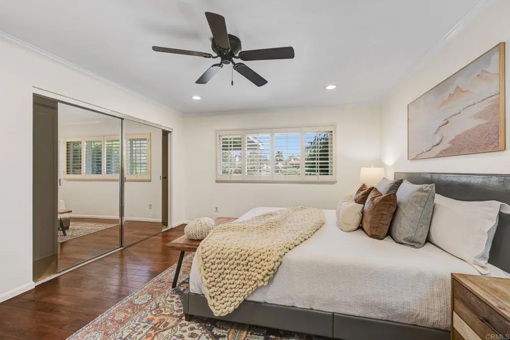 1051 La Reina Drive