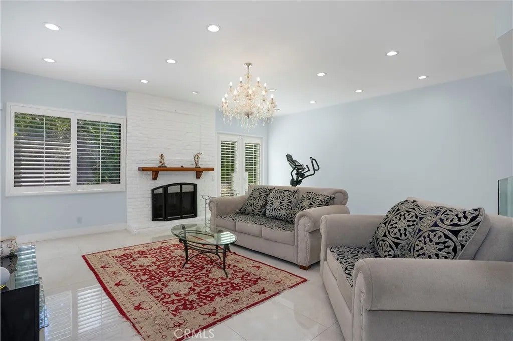 24523 Park Granada