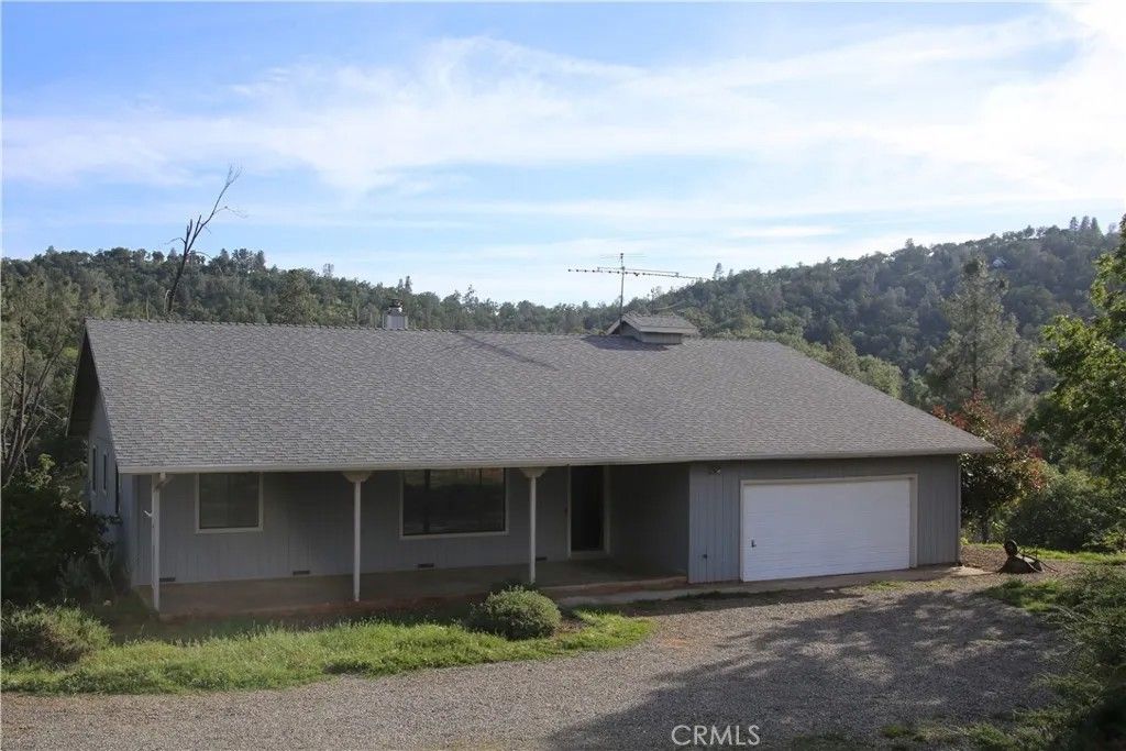 Photo of 5636 E Whitlock Rd, Mariposa, CA 95338 (MLS # MP26093191)