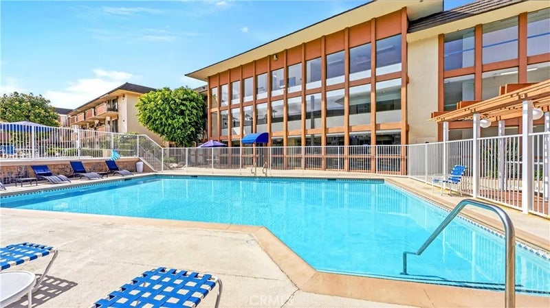 5585 E Pacific Coast 230