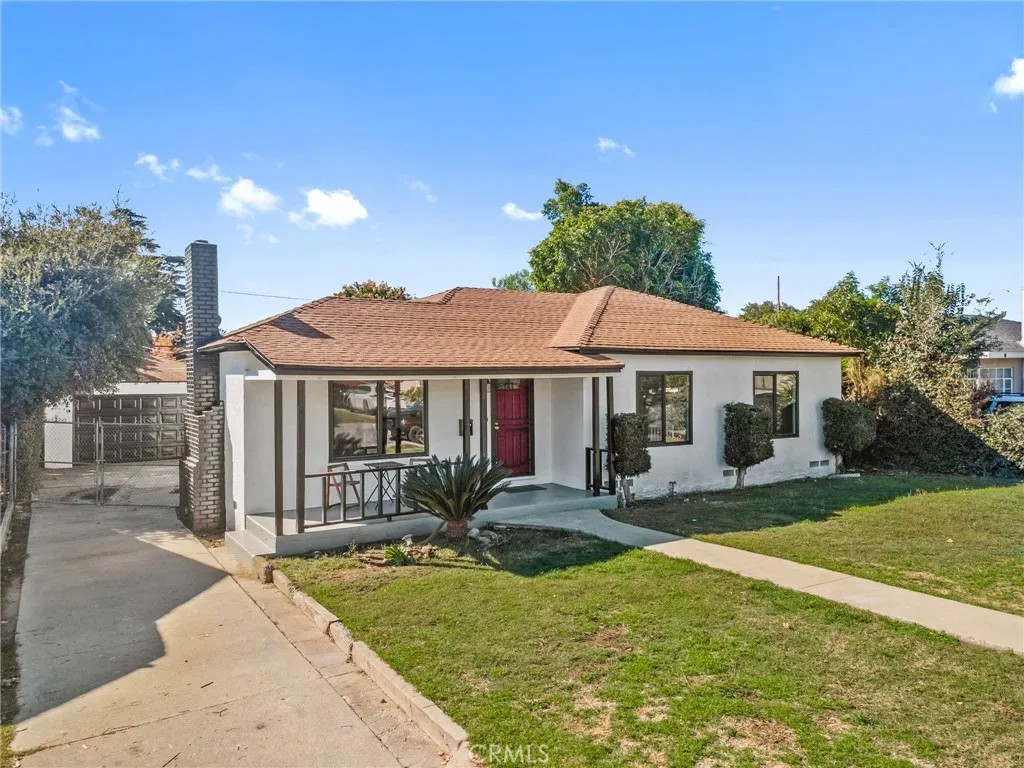268 W Willow