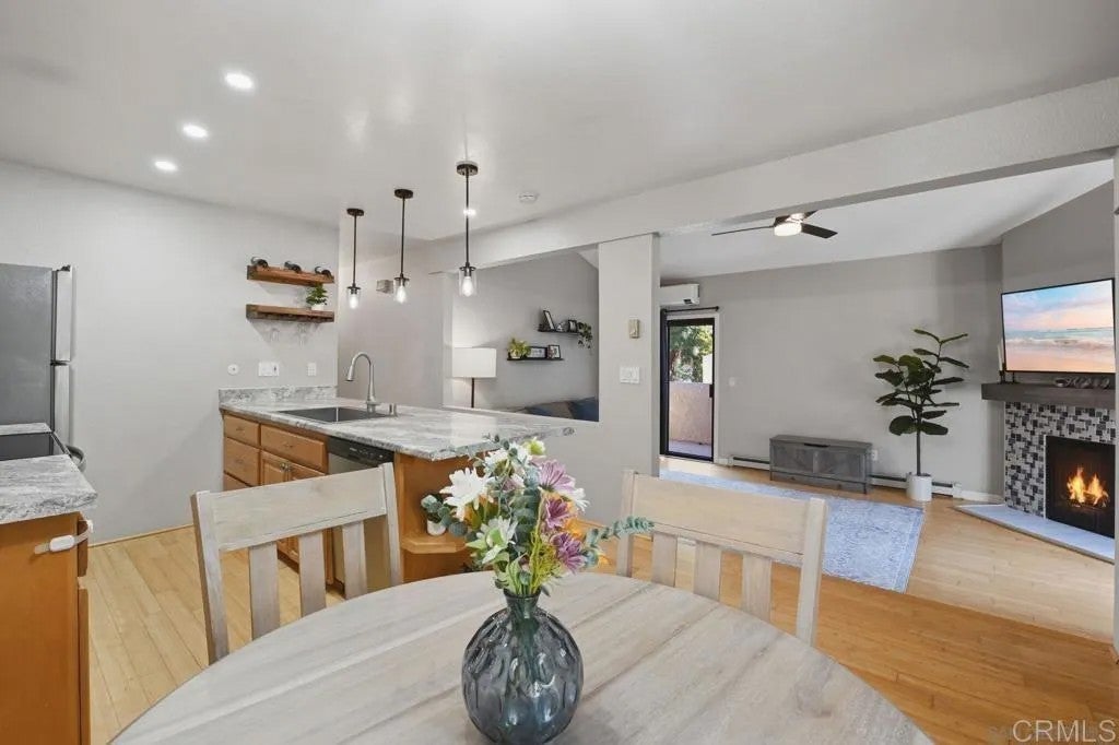 13768 Ruette Le Parc, Del Mar CA 92014 C
