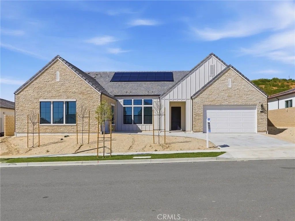 Photo of 30017 N Avenida Sierra Madre, Valencia, CA 91354 (MLS # SR26029728)