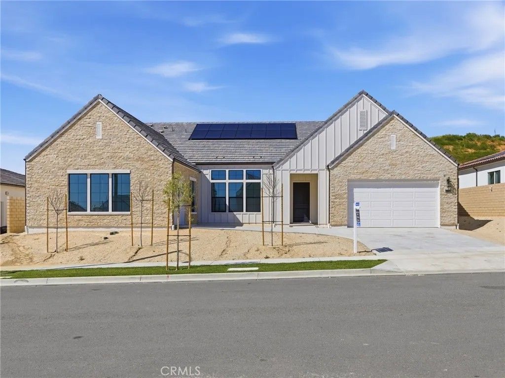 Photo of 30017 N Avenida Sierra Madre, Valencia, CA 91354 (MLS # SR26029728)