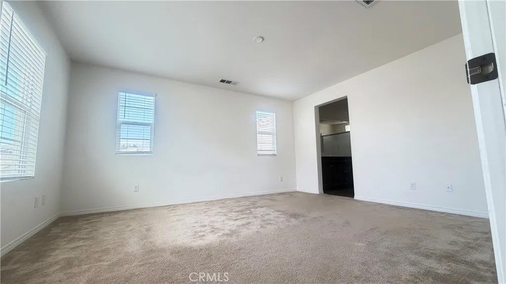 3237 East Mount Rainier Dr