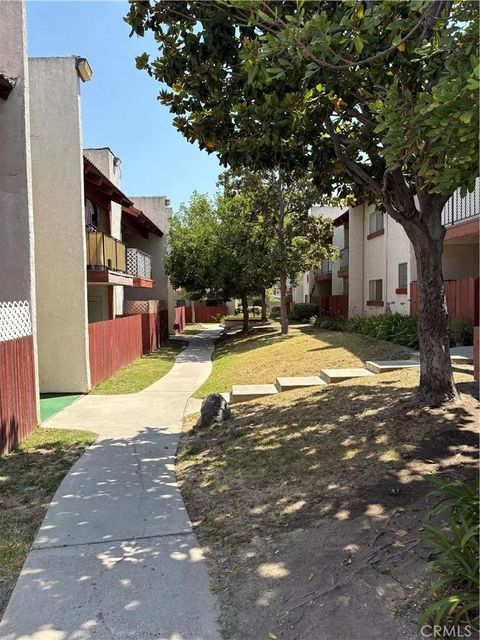 Photo of 23659 Golden Springs #F2, Diamond Bar, CA 91765 (MLS # WS25272578)