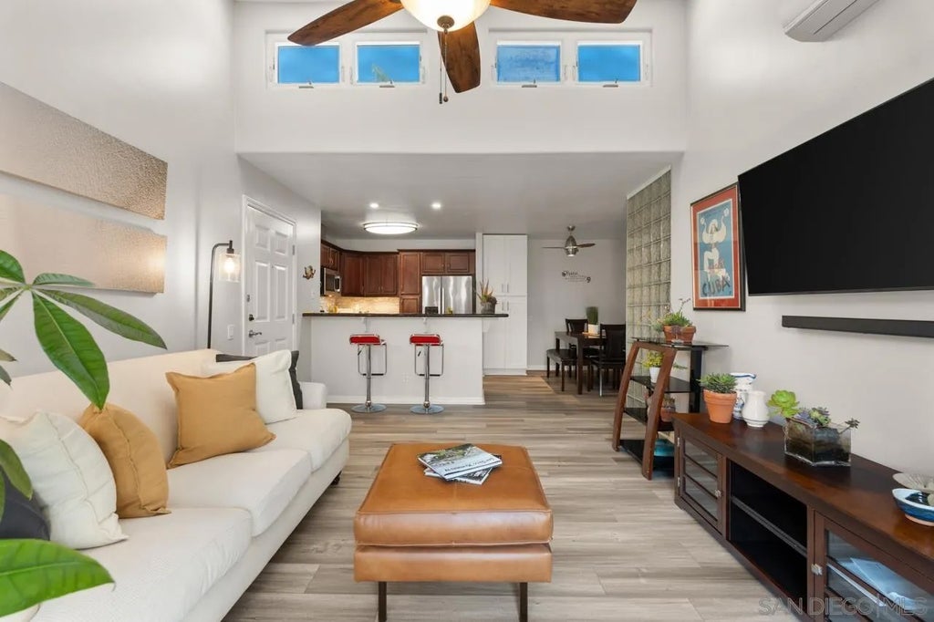 Photo of 5402 Balboa Arms DR #415, San Diego, CA 92117 (MLS # 260012603)