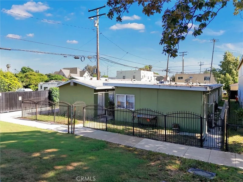 1430 W 19th