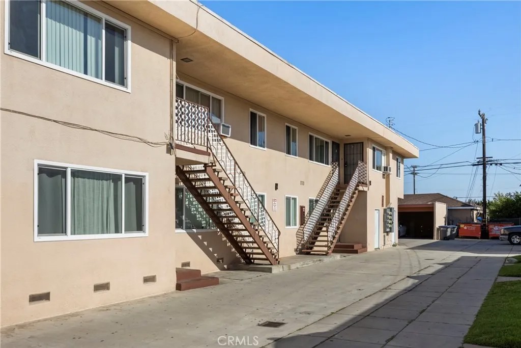 3516 Beechwood