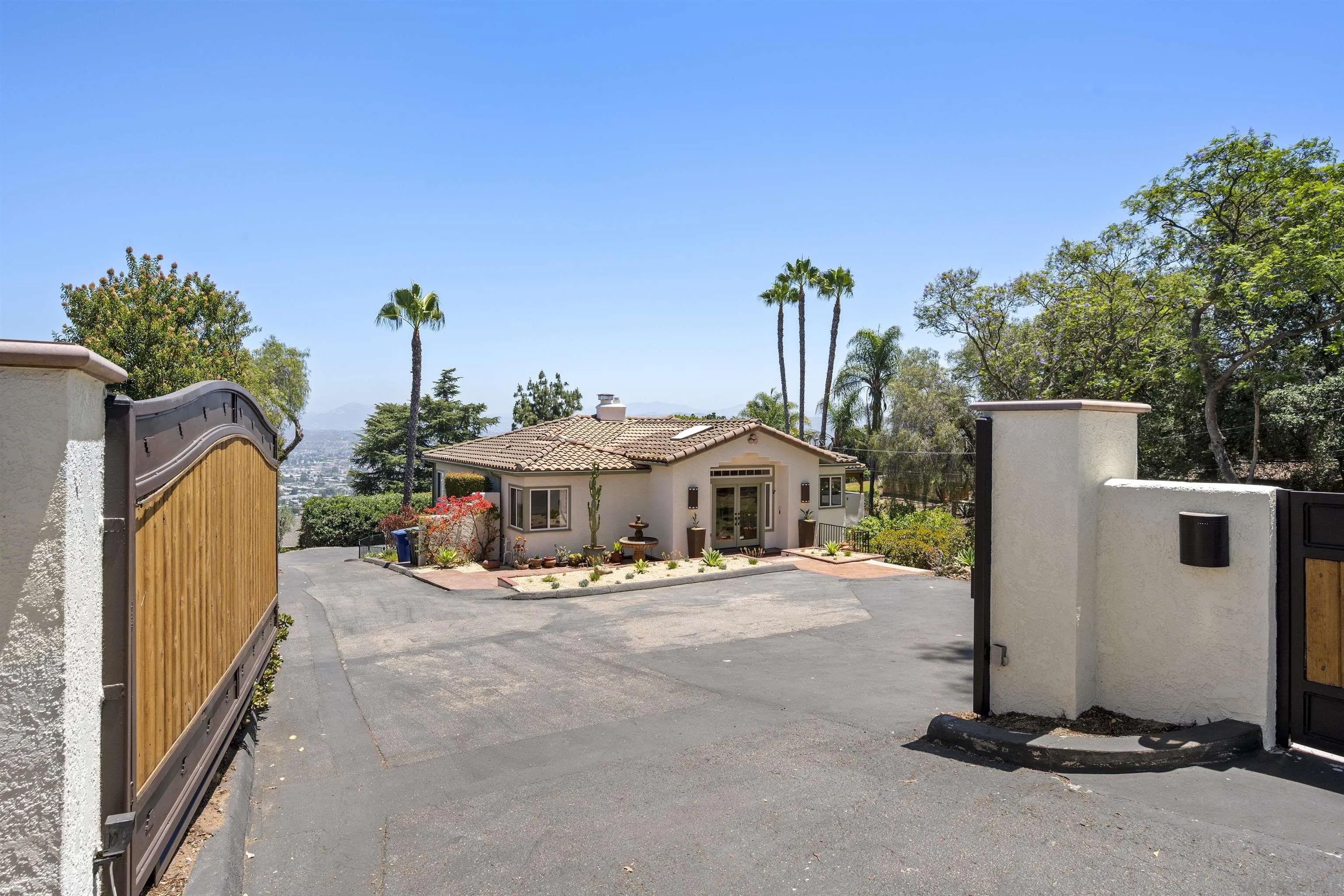 10020 Fuerte Drive