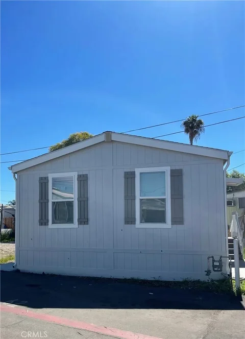 MLS: OC26049839