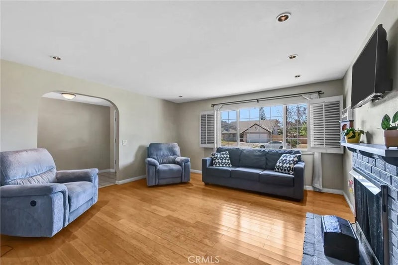 437 Portola