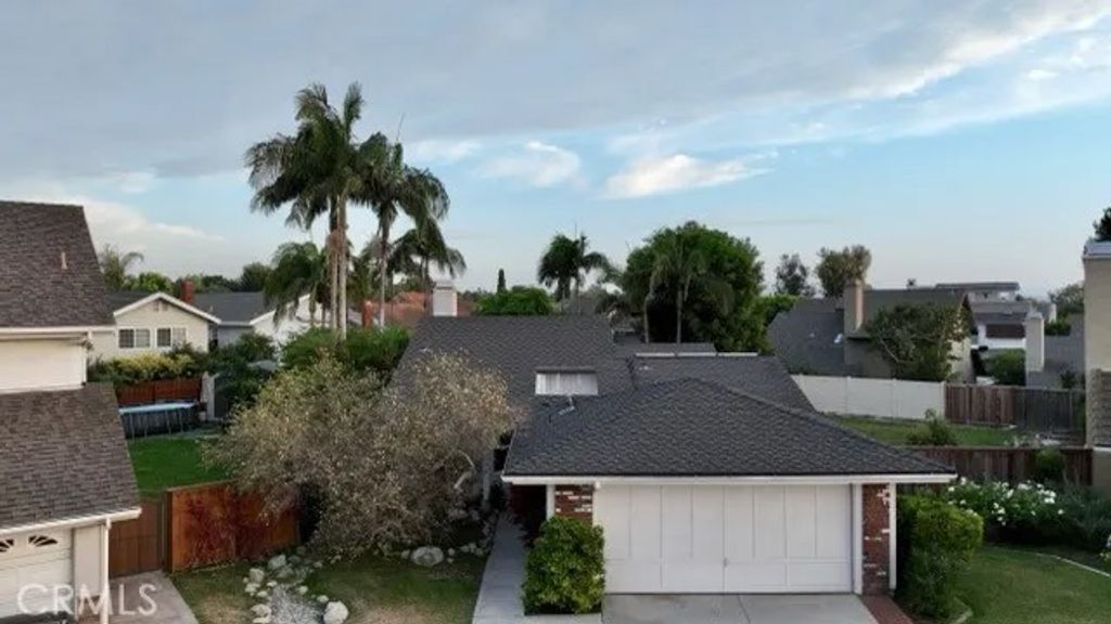 Photo of 58 Fulton, Irvine, CA 92620 (MLS # OC25268097)