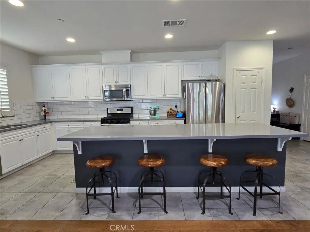 Photo of 34721 Leather Court, Murrieta, CA 92563 (MLS # IG26060436)