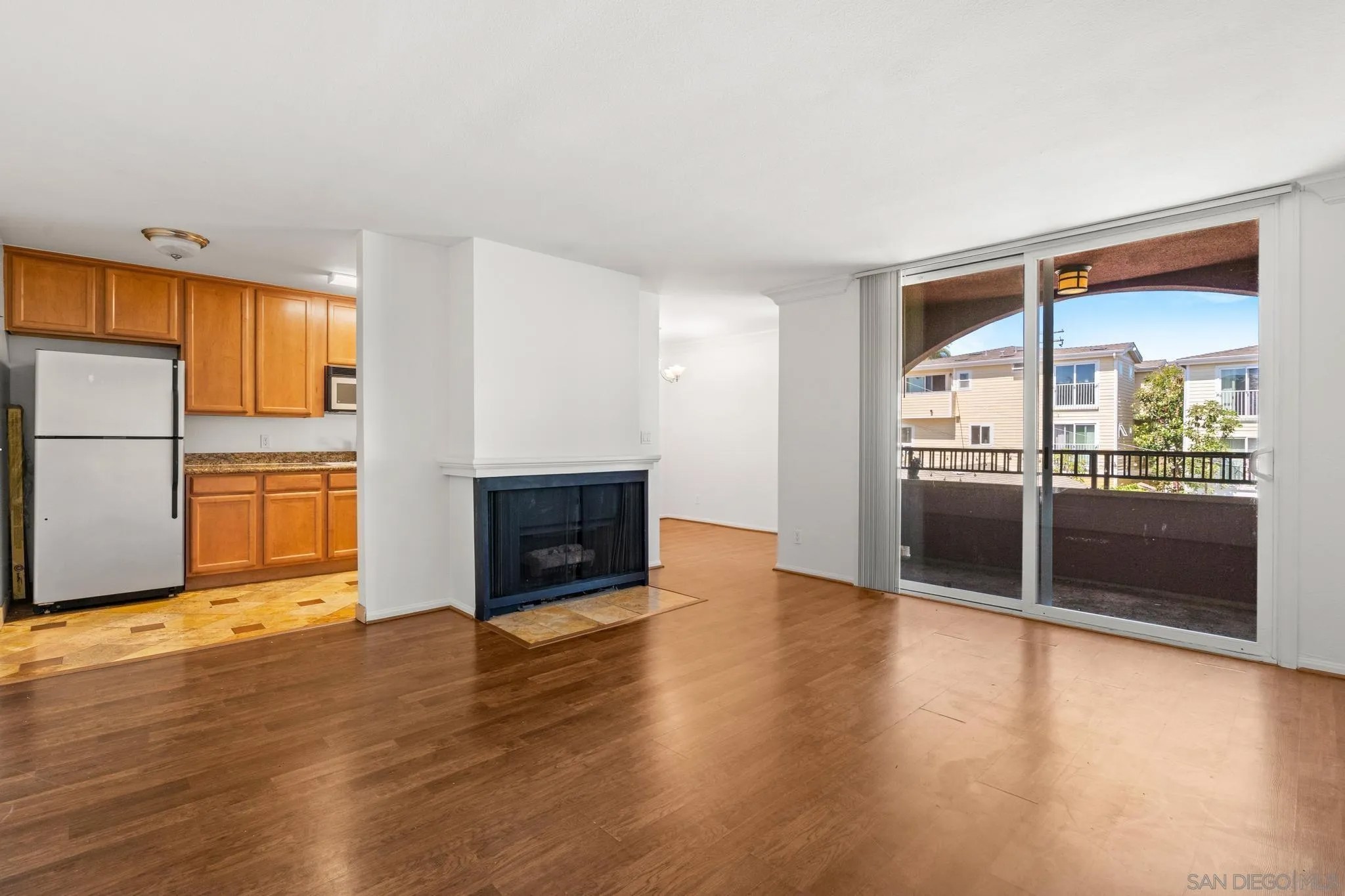 860 Turquoise Street 227