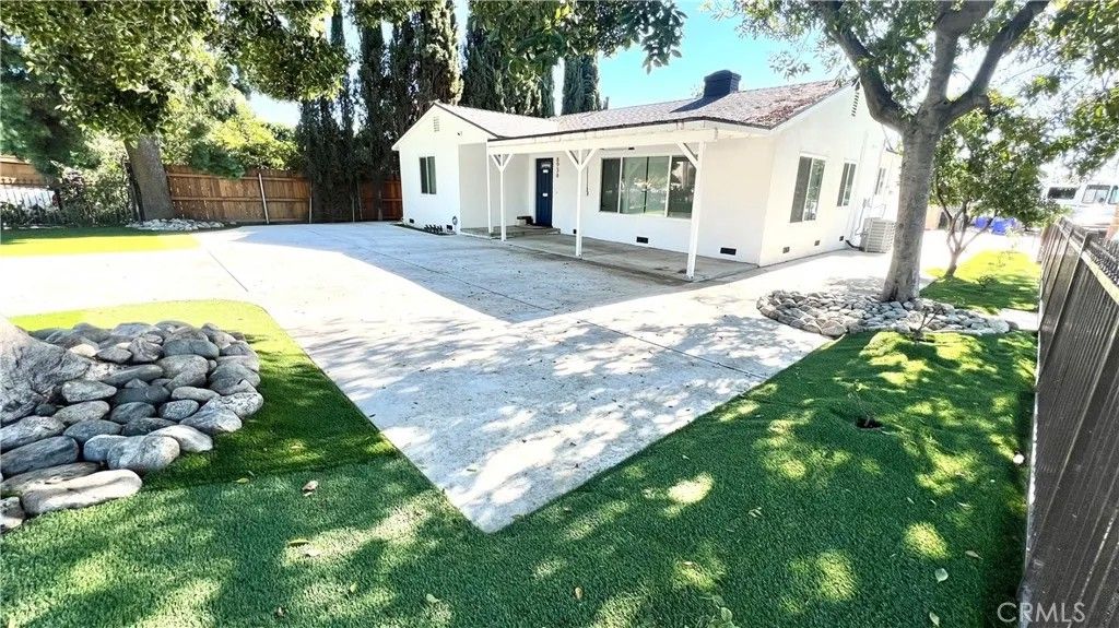 Photo of 8938 Duarte Road, San Gabriel, CA 91775 (MLS # WS26088748)