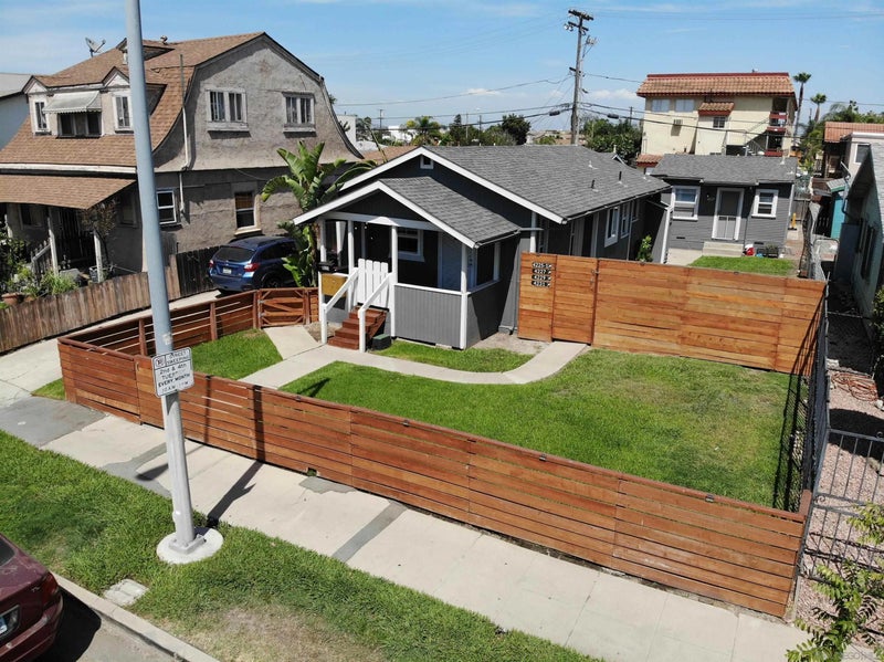 4225 Central Avenue