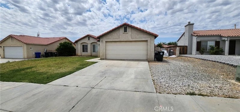 15009 Hopland