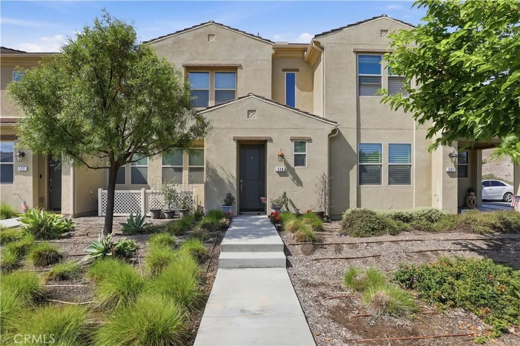 4260 Powell 119