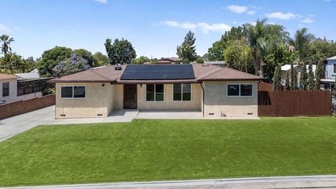 Photo of 4746 Jessie Avenue, La Mesa, CA 91942 (MLS # PTP2603737)