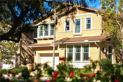 Photo of 123 Willowbend, Irvine, CA 92612 (MLS # TR26015040)