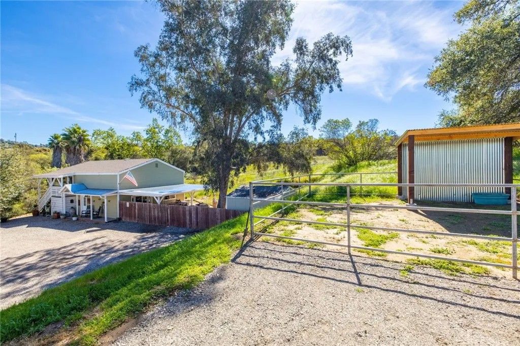 Photo of 1720 Vista Del Lago Dr #2, Fallbrook, CA 92028 (MLS # ND26047978)