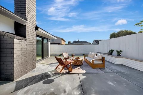 Tiny photo for 21211 Binghampton Circle, Huntington Beach, CA 92646 (MLS # OC25270084)